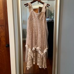 Ryu Clothing Gorgeous Lace Dress, alike New, Size Small